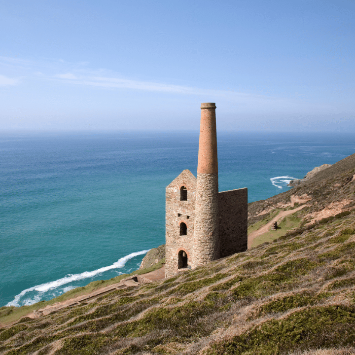 Looking out to sea from the cliff at Wheal Coates in Cornwall